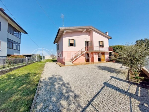 casa indipendente in vendita a Teglio Veneto