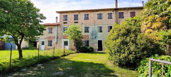 casa indipendente in vendita a Teglio Veneto