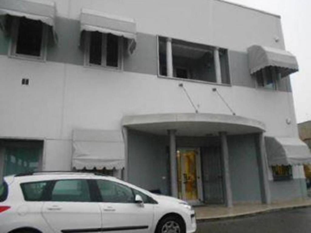 locale commerciale in vendita a Teglio Veneto