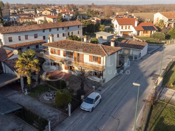 casa indipendente in vendita a Teglio Veneto