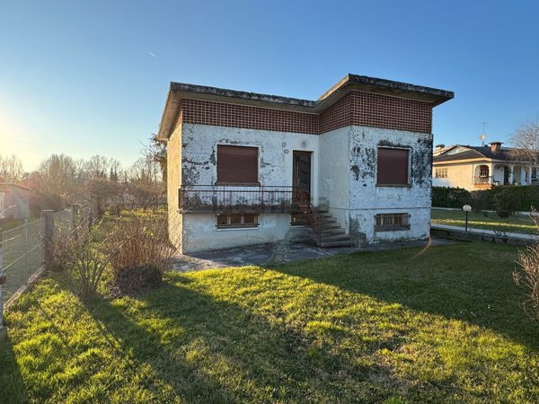 casa indipendente in vendita a Teglio Veneto in zona Cintello