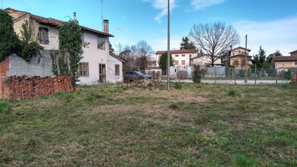 quadrivano in vendita a Teglio Veneto in zona Cintello