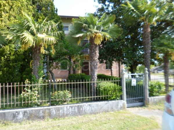 casa indipendente in vendita a Teglio Veneto in zona Cintello