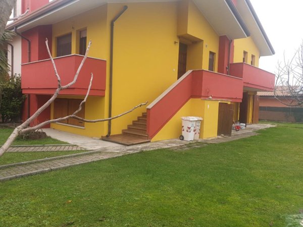 casa indipendente in vendita a Teglio Veneto in zona Suzzolins