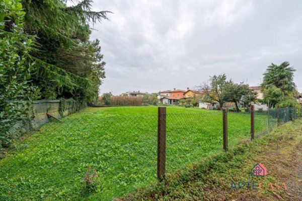 terreno edificabile in vendita a Torre di Mosto