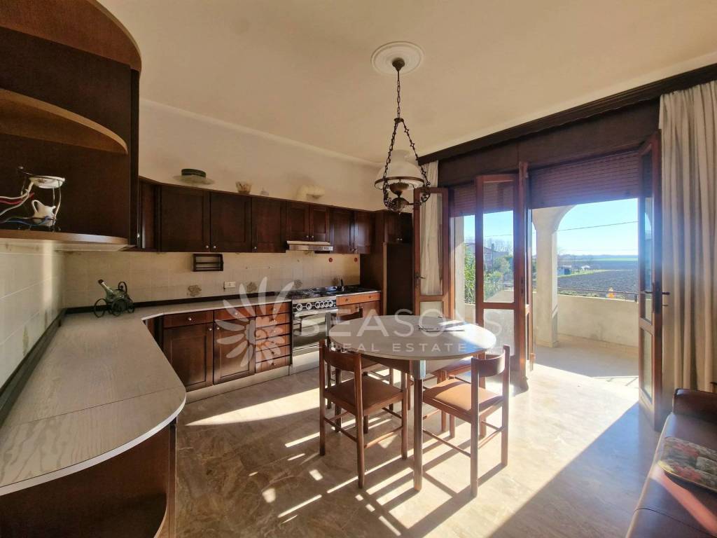 casa indipendente in vendita a Torre di Mosto in zona Sant'Elena