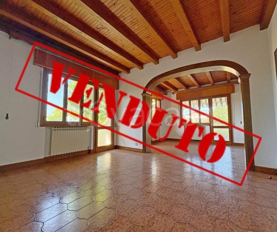 casa indipendente in vendita a Torre di Mosto