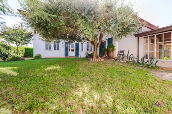 casa indipendente in vendita a Torre di Mosto