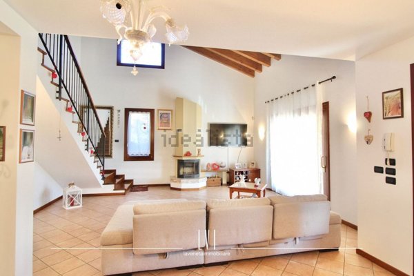 casa indipendente in vendita a Torre di Mosto in zona Sant'Elena