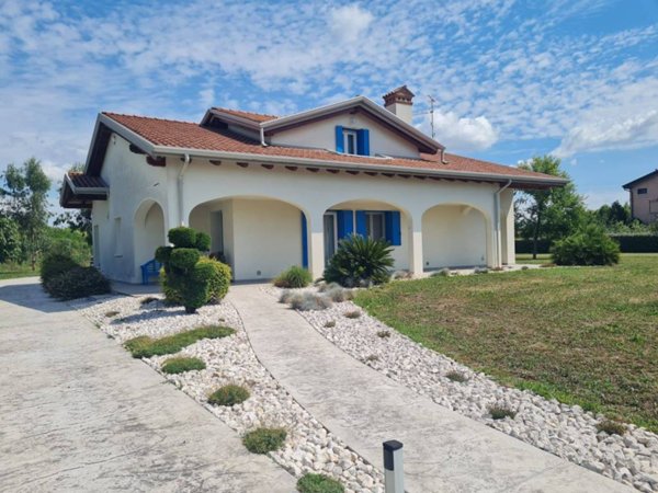 casa indipendente in vendita a Torre di Mosto in zona Sant'Elena