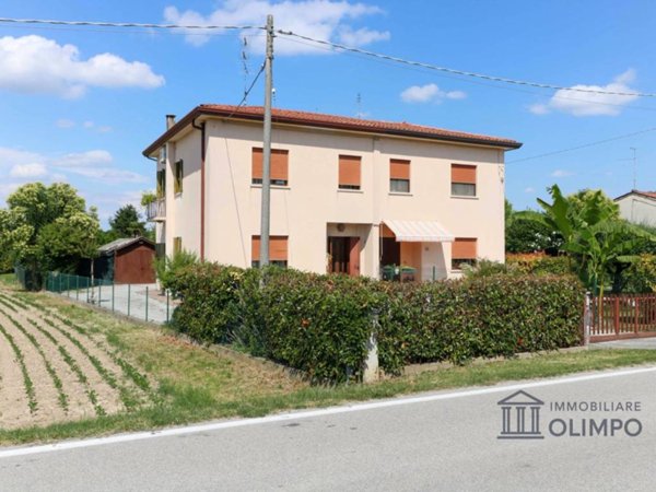 casa indipendente in vendita a Torre di Mosto