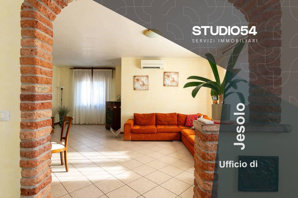 casa indipendente in vendita a Torre di Mosto
