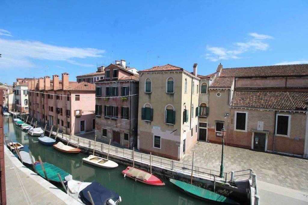 casa indipendente in vendita a Venezia in zona Sestiere Dorsoduro