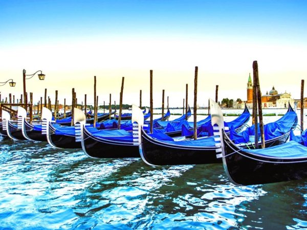 intera palazzina in vendita a Venezia
