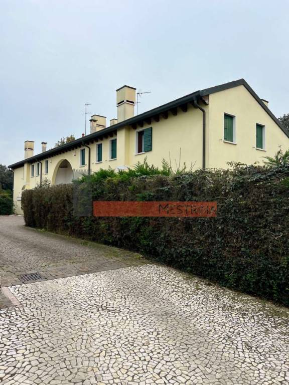 casa indipendente in vendita a Venezia in zona Mestre