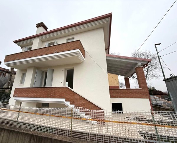 casa indipendente in vendita a Venezia in zona Zelarino