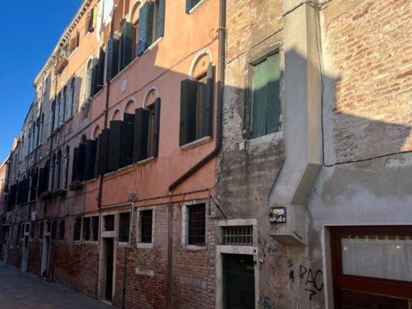 appartamento in vendita a Venezia in zona Sestiere Santa Croce