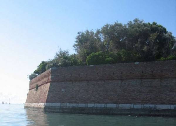 casa indipendente in vendita a Venezia in zona Lido di Venezia
