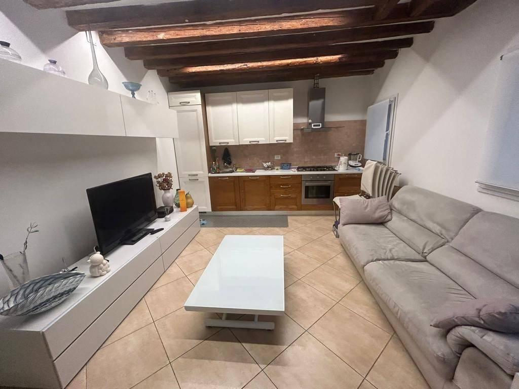 appartamento in vendita a Venezia in zona Murano