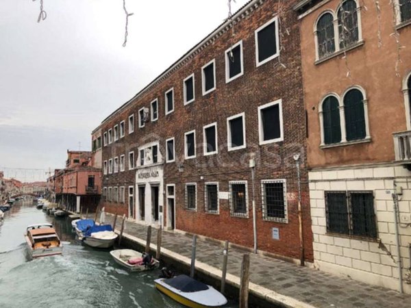 quadrivano in vendita a Venezia in zona Murano