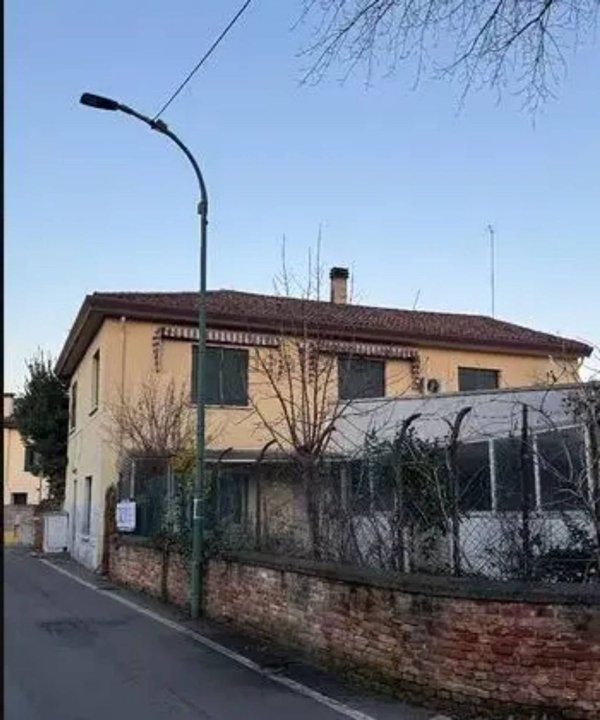 casa indipendente in vendita a Venezia in zona Carpenedo