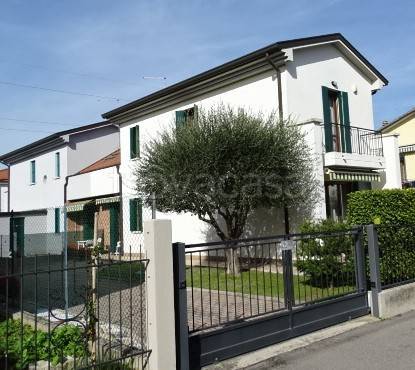 casa indipendente in vendita a Venezia in zona Chirignago