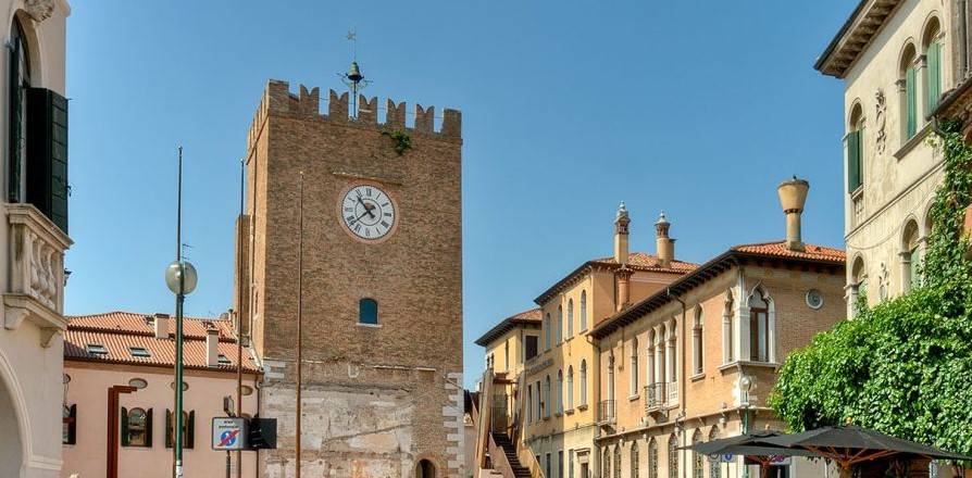 negozio in vendita a Venezia in zona Mestre