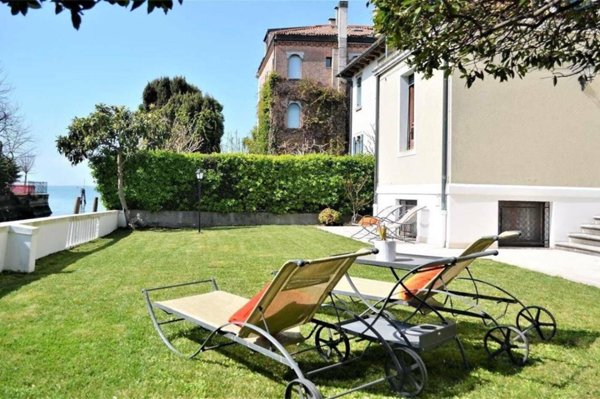 casa indipendente in vendita a Venezia in zona Pellestrina