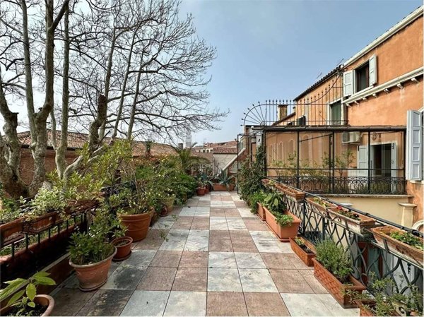 appartamento in vendita a Venezia in zona Sestiere Castello