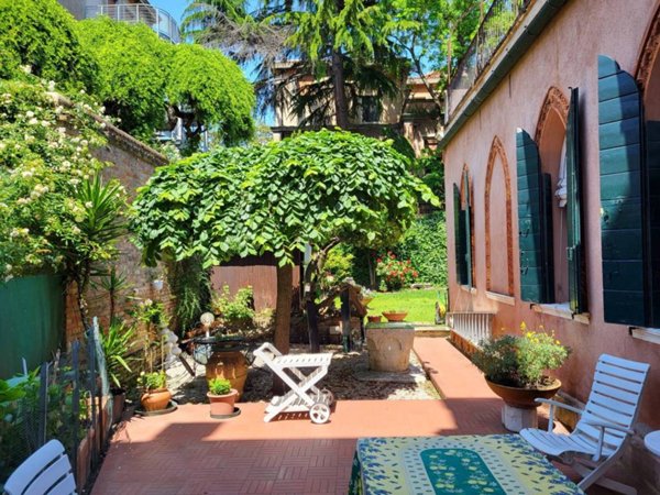 appartamento in vendita a Venezia in zona Sestiere Castello