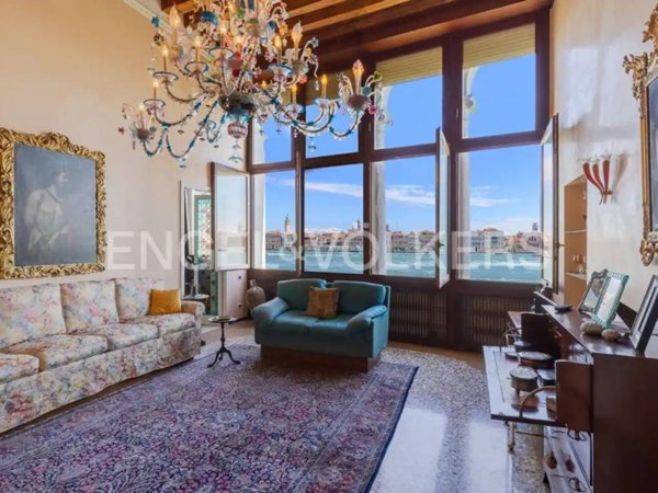 appartamento in vendita a Venezia in zona Giudecca