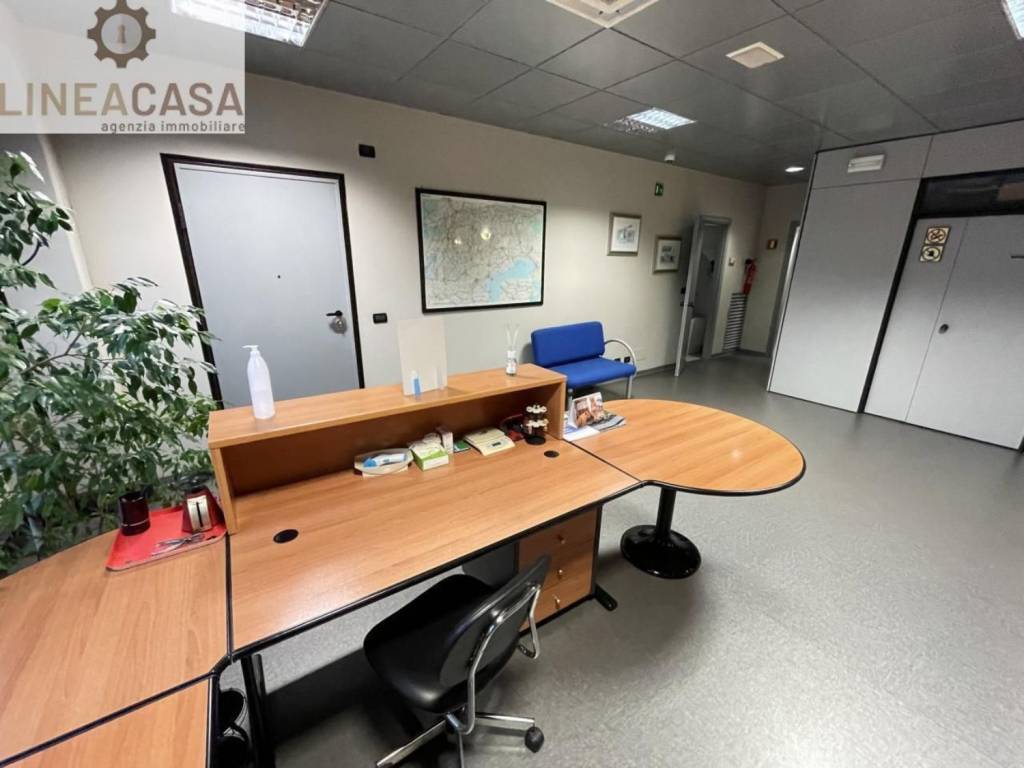ufficio in vendita a Venezia in zona Marghera