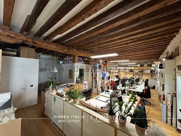 appartamento in vendita a Venezia in zona Sestiere Santa Croce