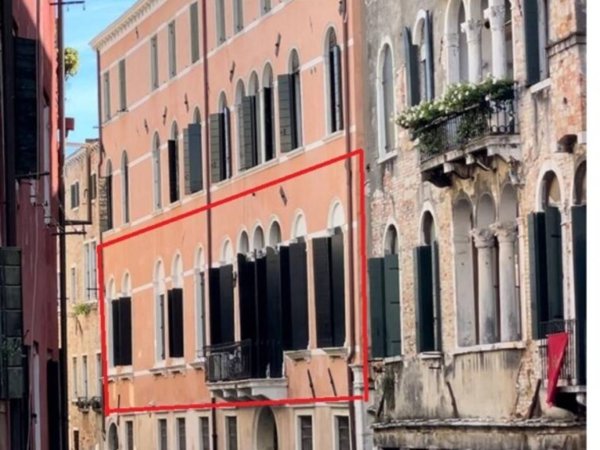 appartamento in vendita a Venezia in zona Sestiere Cannaregio