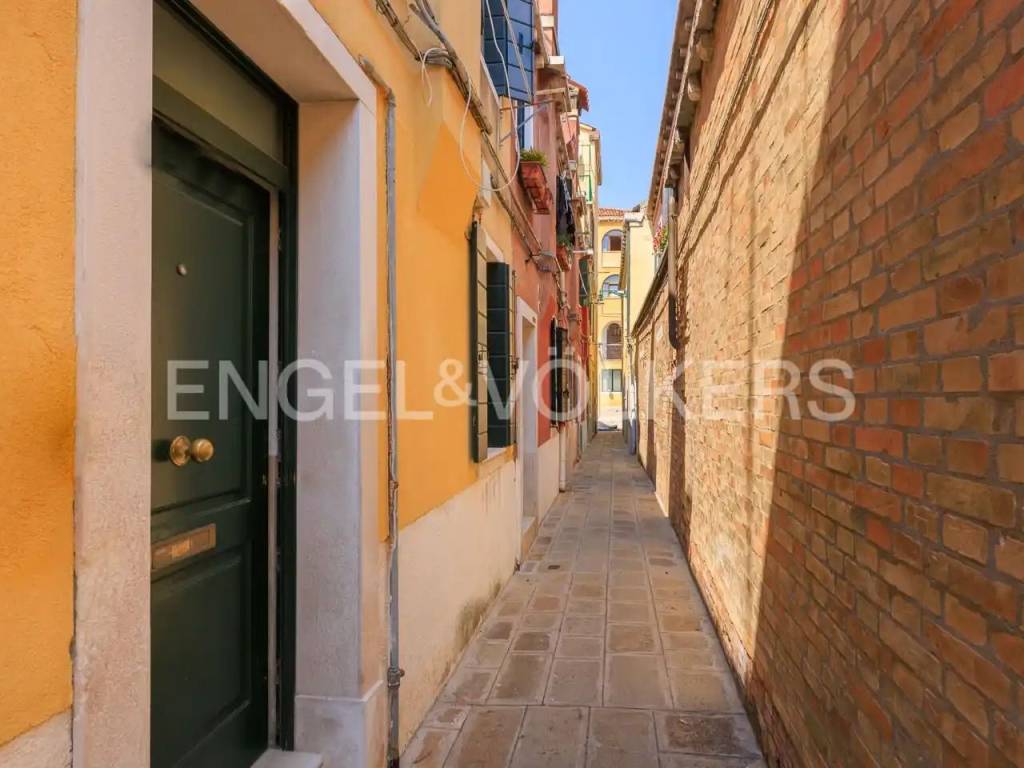 appartamento in vendita a Venezia in zona Sestiere Cannaregio