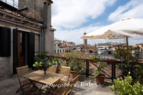 appartamento in vendita a Venezia in zona Sestiere San Marco