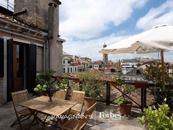 appartamento in vendita a Venezia in zona Sestiere San Marco