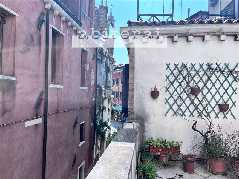 appartamento in vendita a Venezia in zona Murano