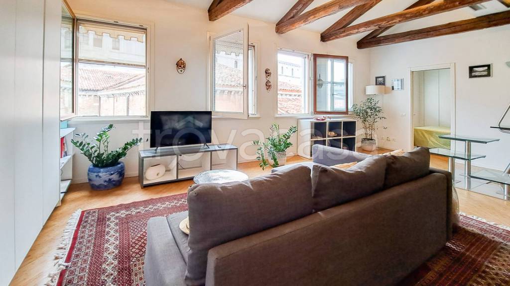 appartamento in vendita a Venezia in zona Sestiere San Marco