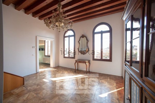 appartamento in vendita a Venezia in zona Sestiere Castello