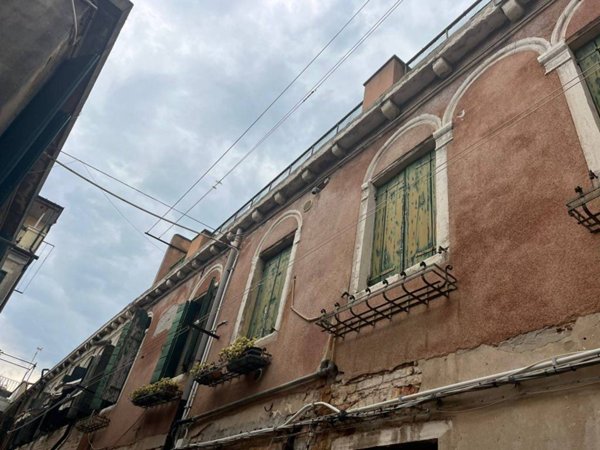 appartamento in vendita a Venezia in zona Sestiere Cannaregio