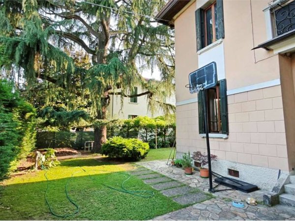 casa indipendente in vendita a Venezia in zona Mestre