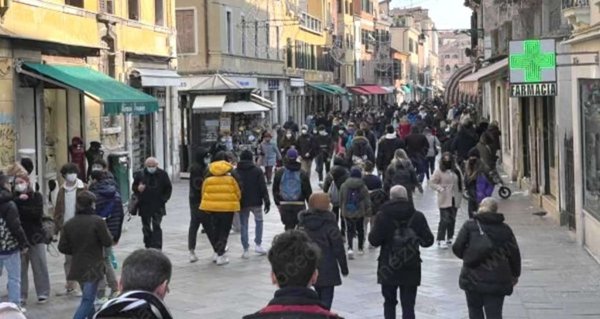appartamento in vendita a Venezia in zona Sestiere Cannaregio