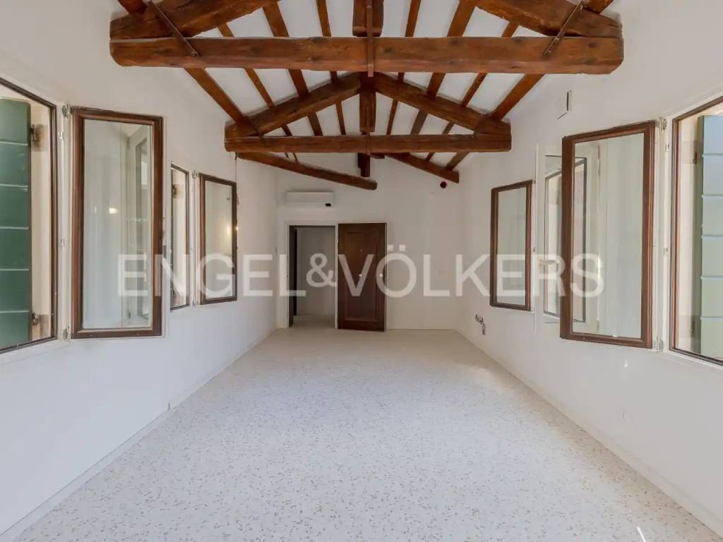 appartamento in vendita a Venezia in zona Sestiere Cannaregio