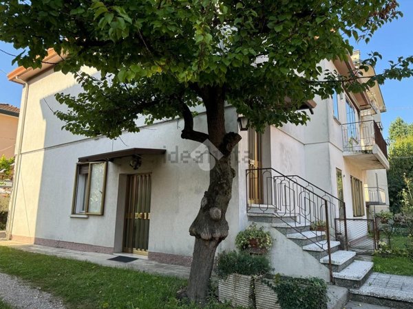 casa indipendente in vendita a Venezia in zona Mestre
