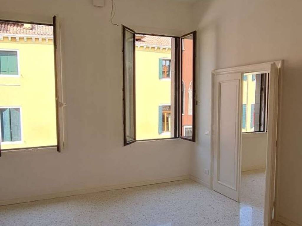 appartamento in vendita a Venezia in zona Sestiere San Polo