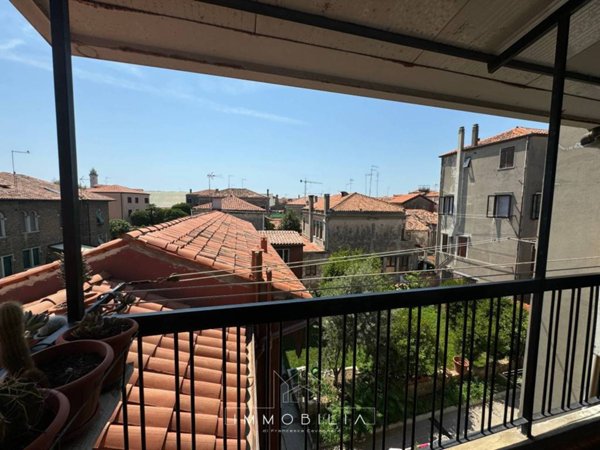 appartamento in vendita a Venezia in zona Murano