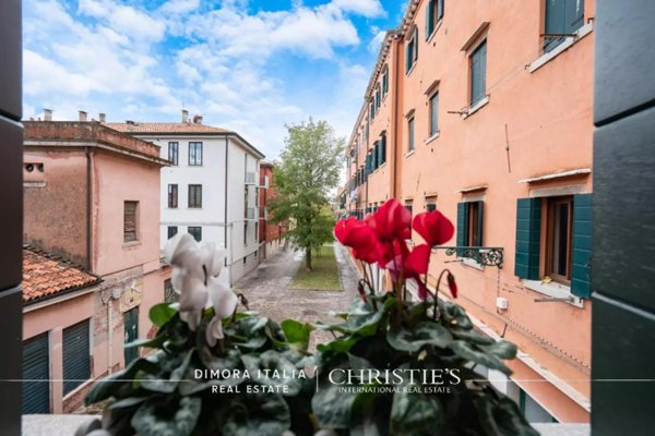 appartamento in vendita a Venezia in zona Giudecca