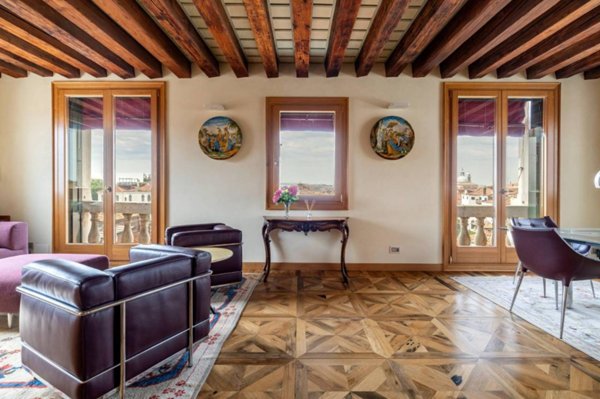 appartamento in vendita a Venezia in zona Murano