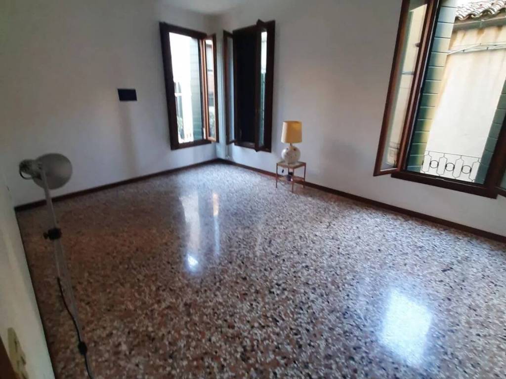 appartamento in vendita a Venezia in zona Sestiere San Polo